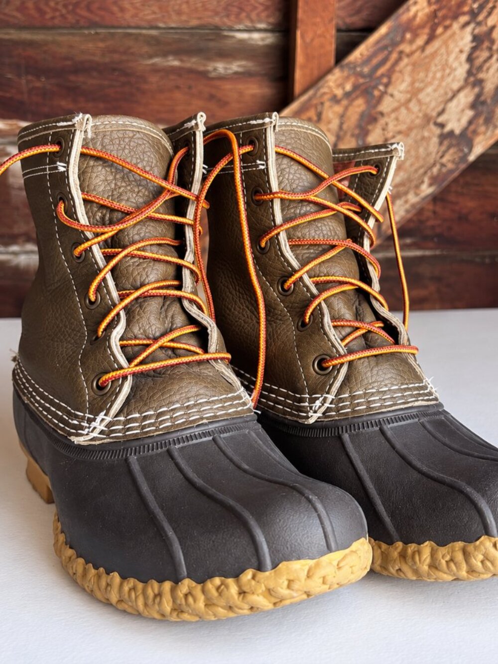L.L.Bean Bean Boots Women’s 7M Olive Leather Plaid Duck Boots